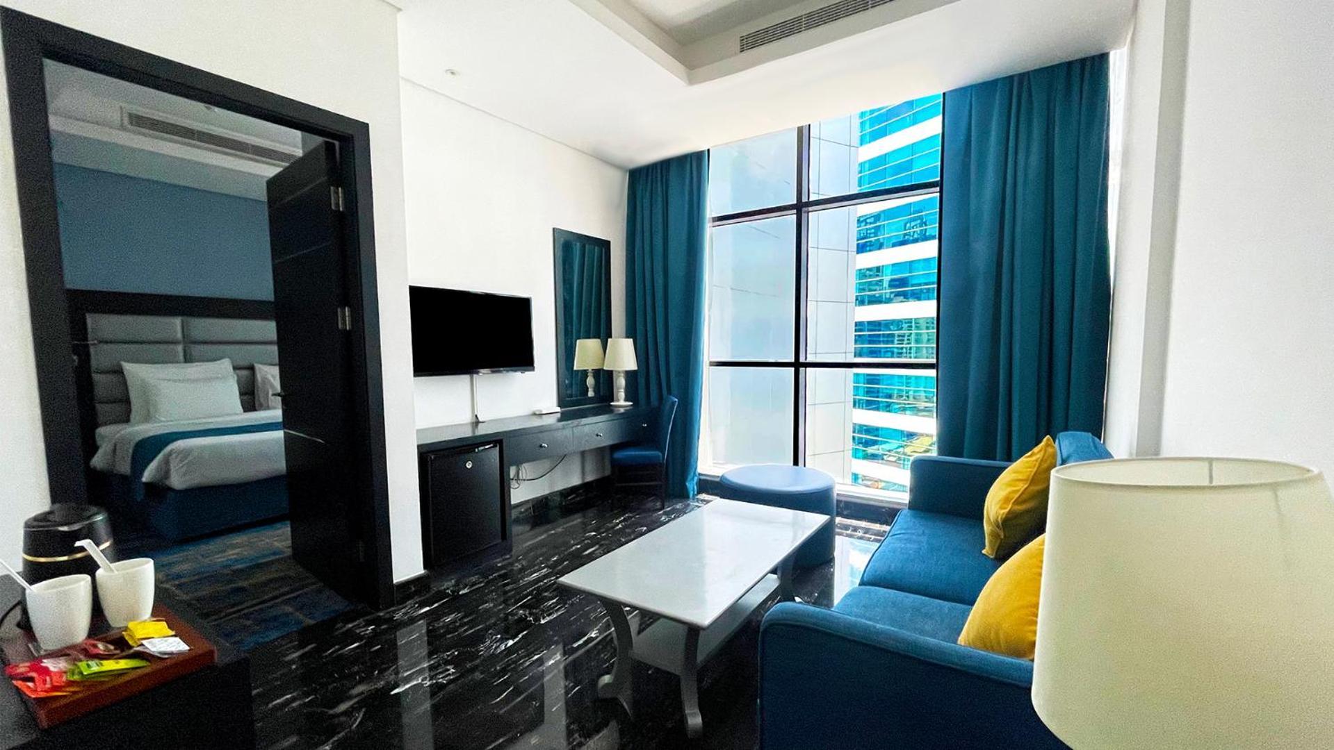 Signature 1 Hotel Tecom Dubai Exteriör bild